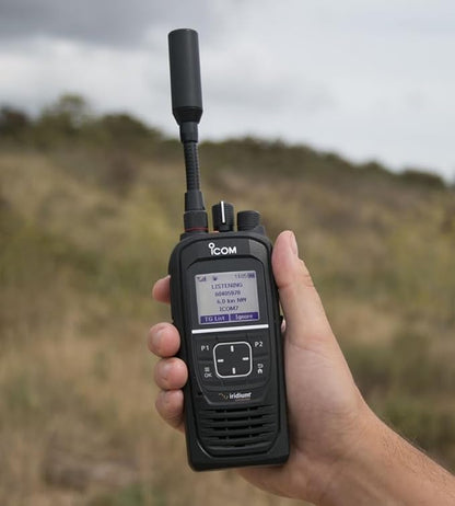Radio satelital ICOM SAT-100.